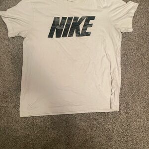 Nike White Short Sleeve Tee Classic Design